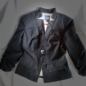Women’s black blazer